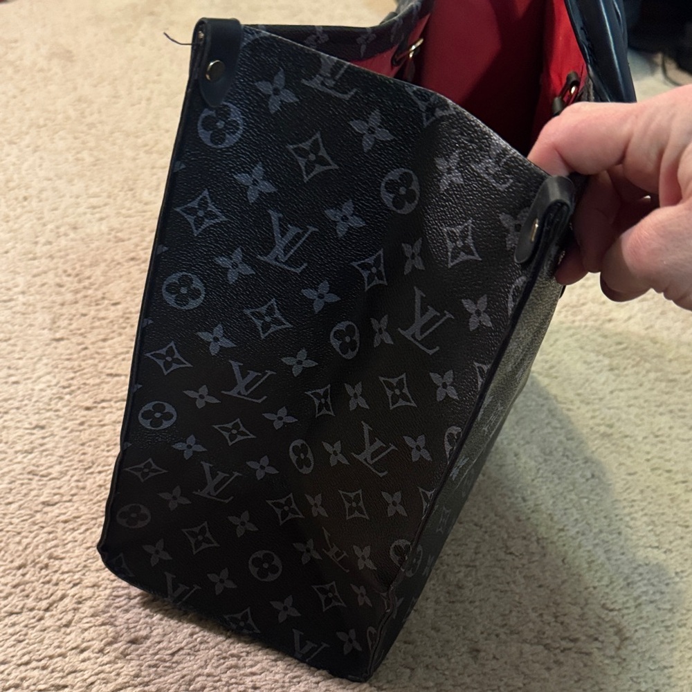 Chic Black Monogram Tote Bag - Picture 5 of 12